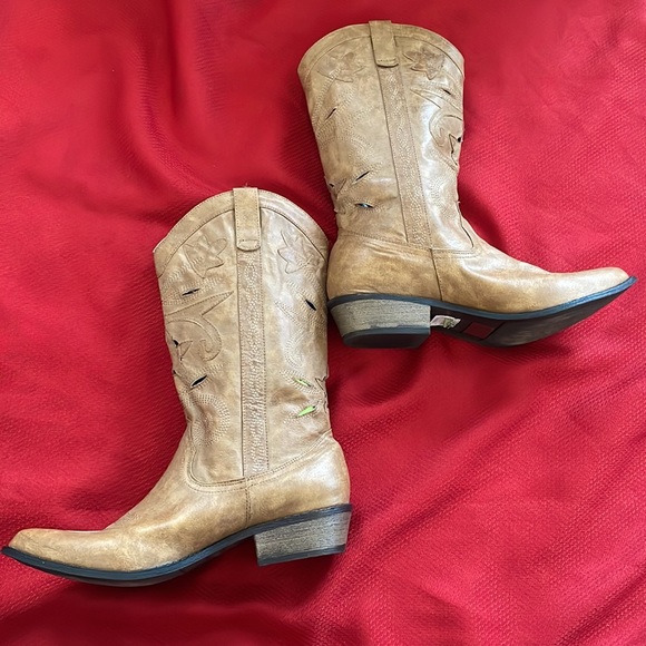 Western boots - Picture 3 of 5